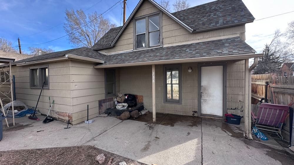 Shingle Roof Repair and Asphalt Siding Replacement in Mesa Junction Pueblo image